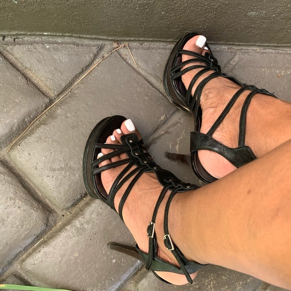 STUART WEITZMAN Women’s Platform Heels Strappy